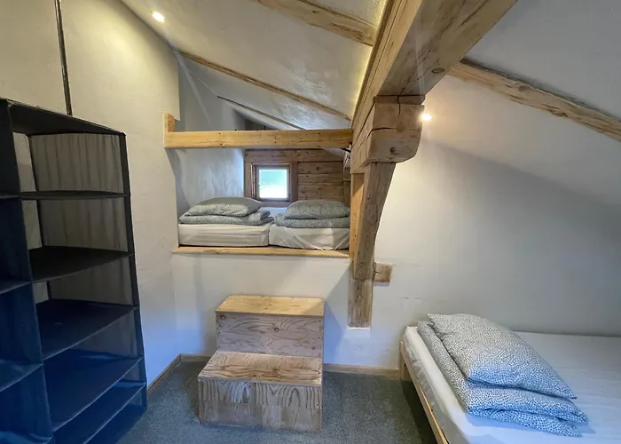 Backyard Mountain Hostel