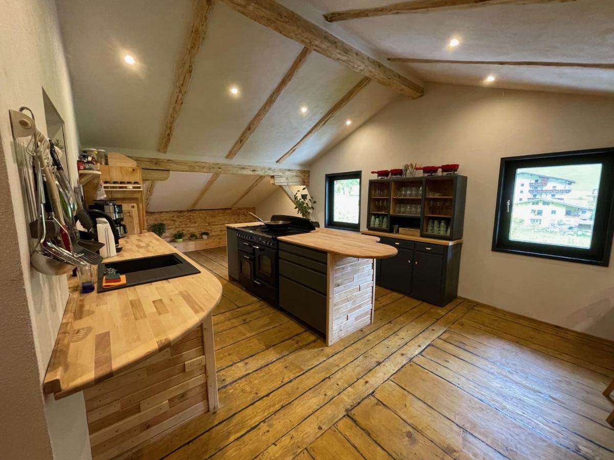 Backyard Mountain Hostel *